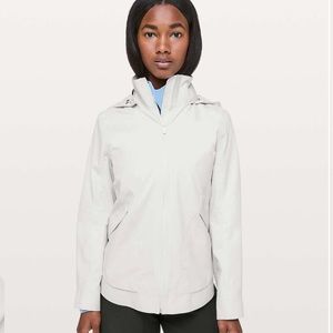 Lululemon Rain Seeker Jacket
Ocean Mist EUC